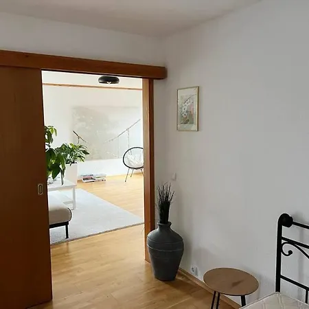 Apartment Ruhige Mit Terrasse *